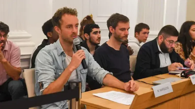 interpellation citoyenne droit x0020 interpellation800.jpg1